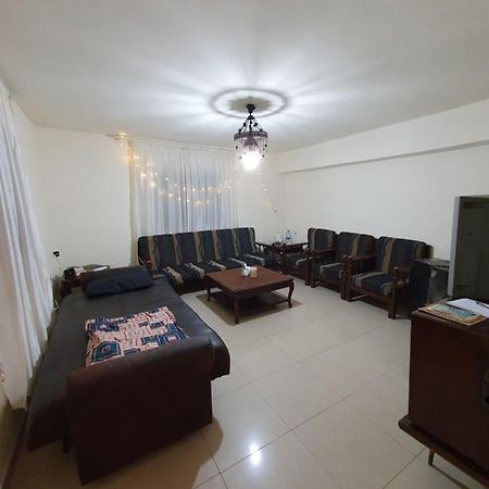 The Oaks Hotel Madaba Exterior photo